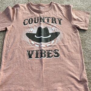 4 different boys large T-Shirts